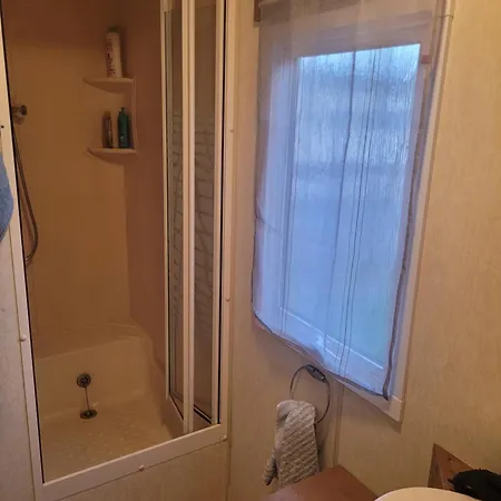 Mobil-home A 200 M Des Plages *