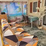 Mobil-home A 200 M Des Plages