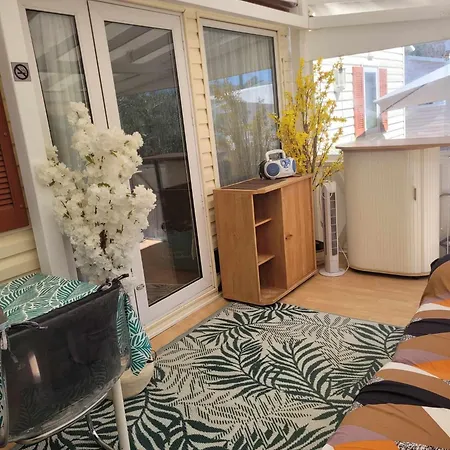 Mobil-home A 200 M Des Plages