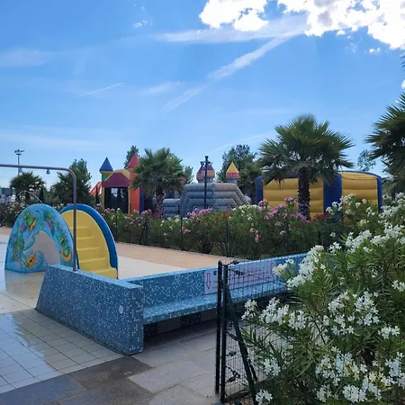 Mobil-home A 200 M Des Plages キャンプ場 *