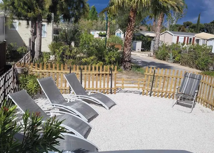 Mobil-home A 200 M Des Plages Hyères