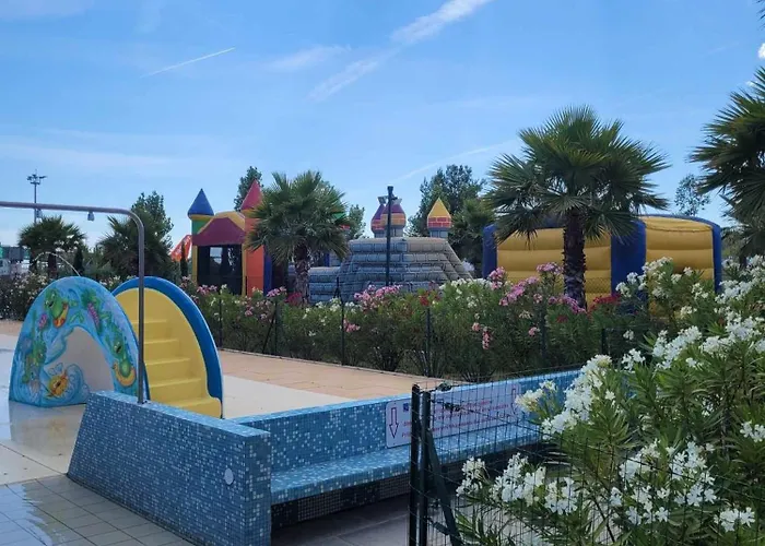 Mobil-home A 200 M Des Plages Campeggio *